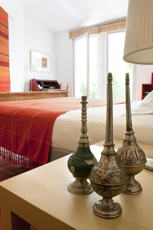 A Casa Da Arvore Bed and Breakfast Vila Nova de Milfontes Rum bild