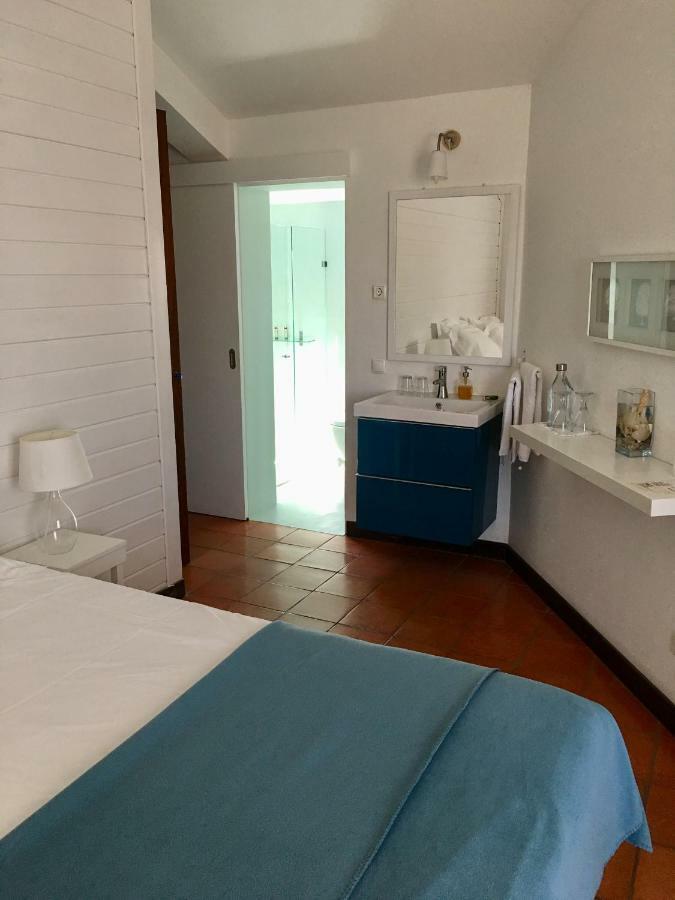 A Casa Da Arvore Bed and Breakfast Vila Nova de Milfontes Exteriör bild